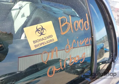 2004 Ford Crown Victoria Lx z USA, uszkodzony, nr VIN 2FAFP74W54X168324